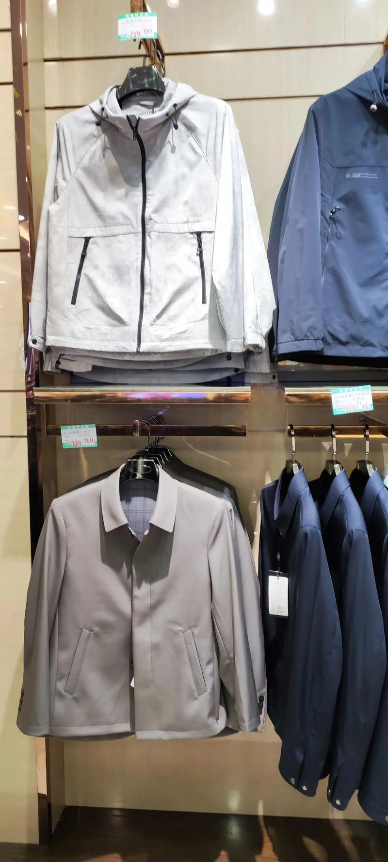 钮佴服装：如何避开营销误区